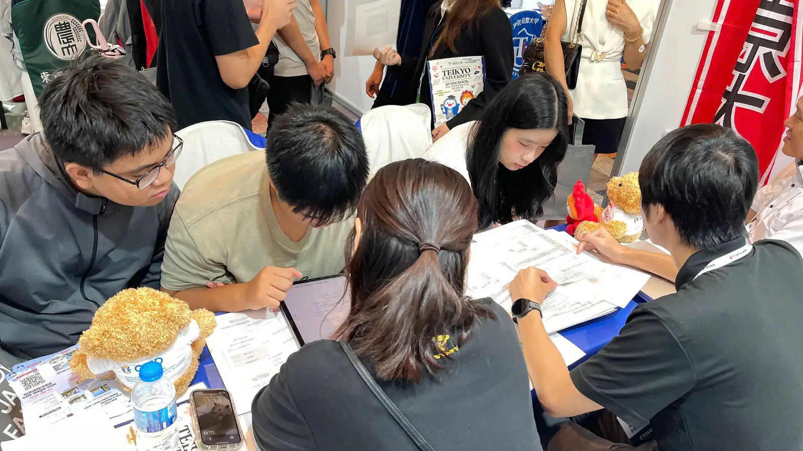 [STUDY IN JAPAN FAIR 2026] GIAN HÀNG ĐẠI HỌC TEIKYO TẠI SỰ KIỆN: TÂM ĐIỂM THU HÚT ĐÔNG ĐẢO HỌC SINH VÀ PHỤ HUYNH