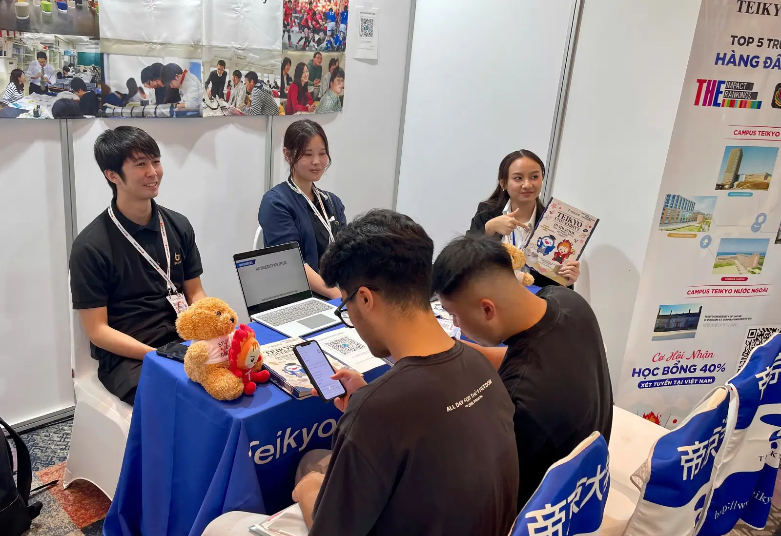 [STUDY IN JAPAN FAIR 2026] GIAN HÀNG ĐẠI HỌC TEIKYO TẠI SỰ KIỆN: TÂM ĐIỂM THU HÚT ĐÔNG ĐẢO HỌC SINH VÀ PHỤ HUYNH