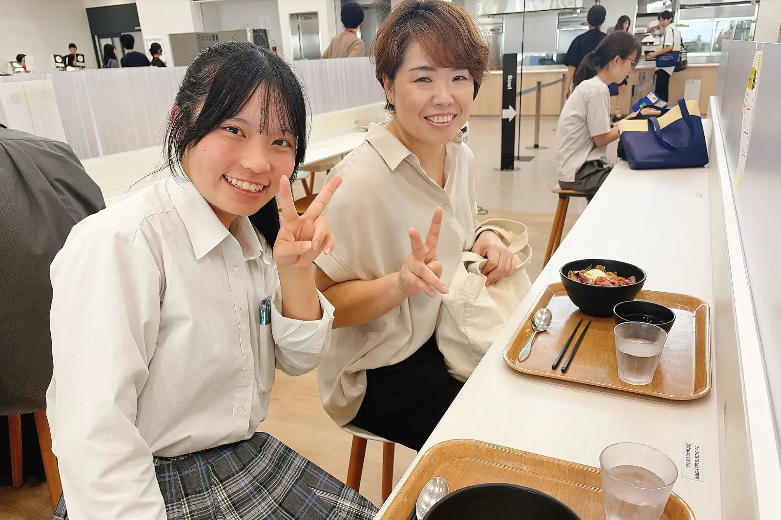 Khám Phá Đại Học Teikyo: Trải Nghiệm Thực Tế, Định Hướng Tương Lai! 🎓