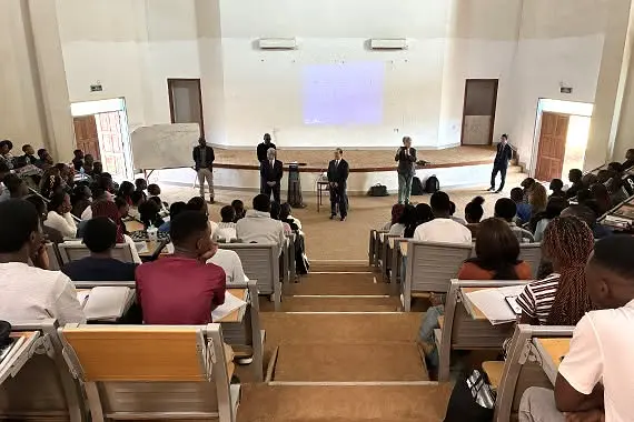 【Giao lưu quốc tế】 Phái đoàn Đại học Teikyo thăm và làm việc tại Đại học Copperbelt, Cộng hòa Zambia