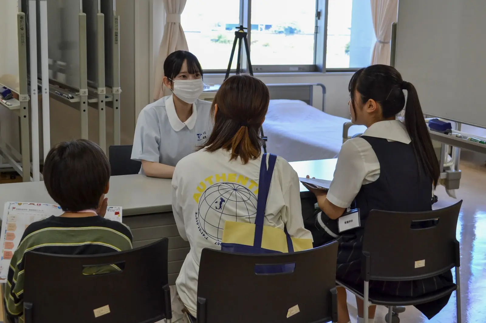🌟 [Nhìn lại sự kiện] Bùng nổ trải nghiệm Y khoa thực tế tại Ngày hội Open Campus cơ sở Fukuoka!