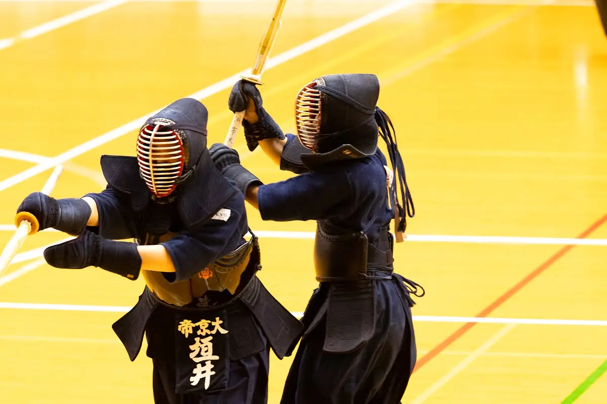 Đội Nữ Kiếm Đạo Đại Học Teikyo Tranh Tài Tại Giải Vô Địch Kendo Kanto Lần Thứ 52