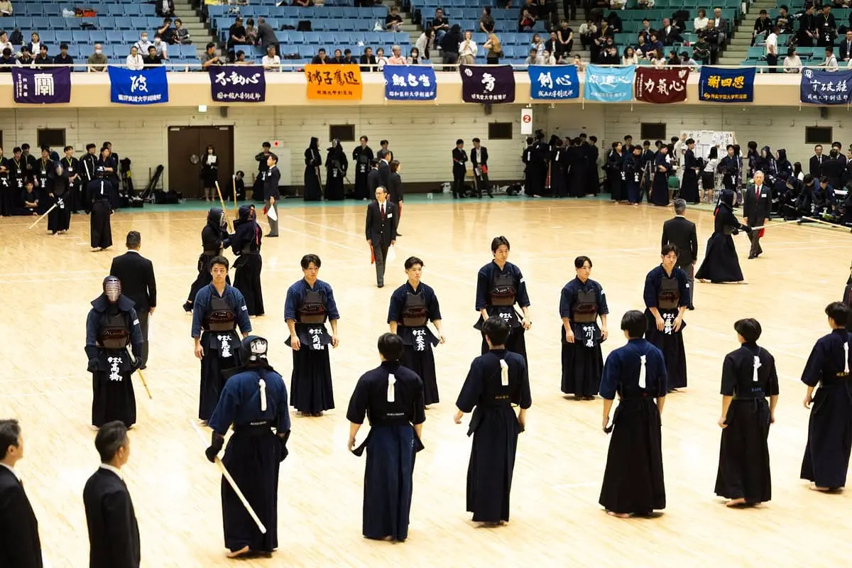 [Hoạt động Câu lạc bộ] Câu lạc bộ Kendo Đại học Teikyo tranh tài tại Giải vô địch Kendo sinh viên Kanto lần thứ 75