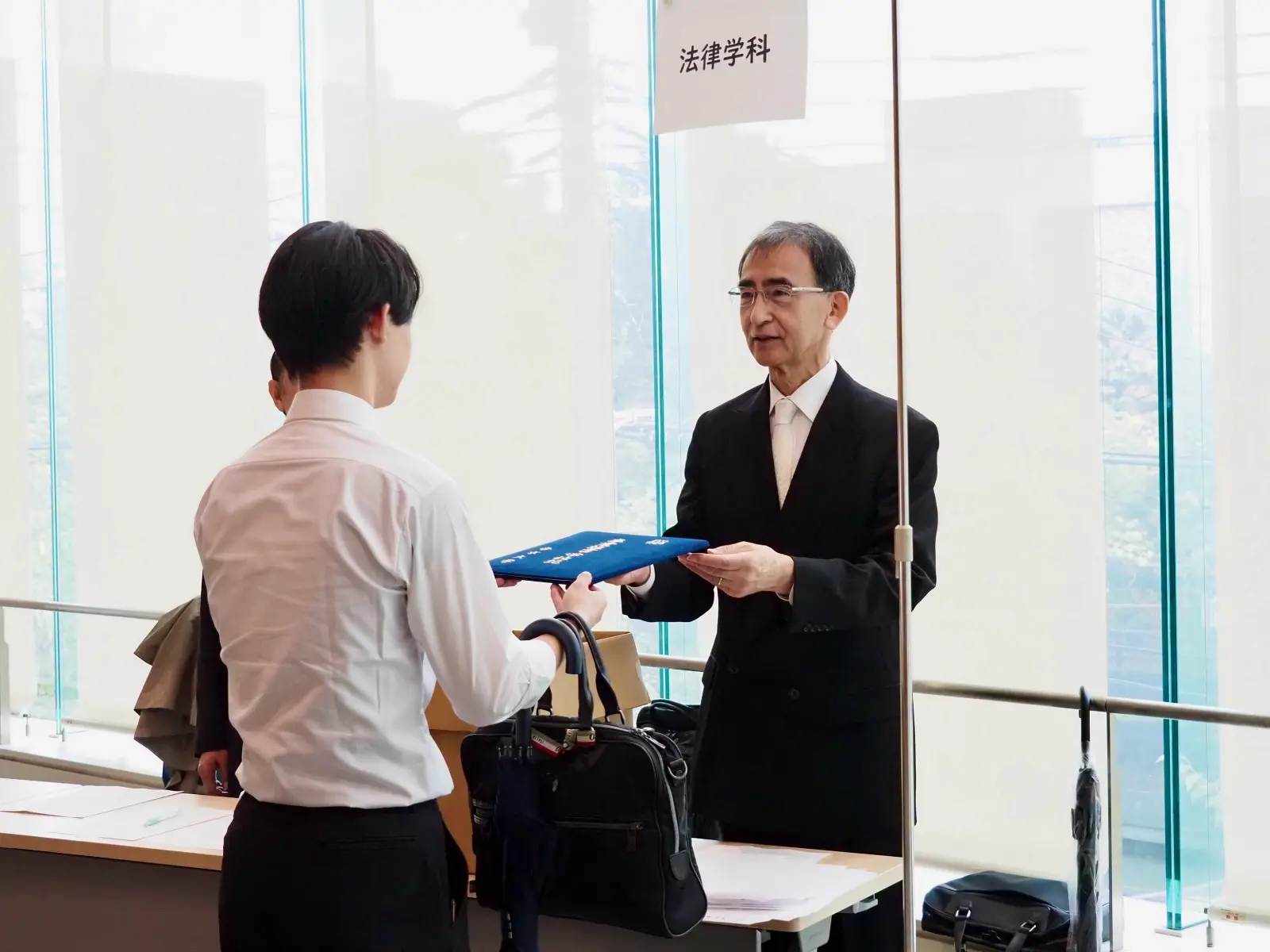 TEIKYO 🎓 Lễ Tốt Nghiệp Học Kỳ I – Năm Học 2026: Đánh Dấu Cột Mốc Mới Của Các Tân Cử Nhân