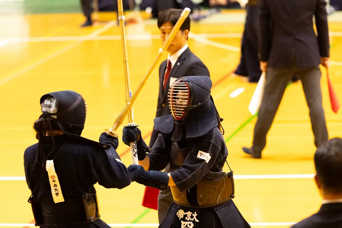 Đội Nữ Kiếm Đạo Đại Học Teikyo Tranh Tài Tại Giải Vô Địch Kendo Kanto Lần Thứ 52