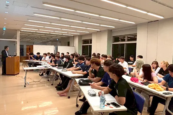 🎓 Khởi Đầu Hành Trình 4 Năm: Tân Sinh Viên Ngành Nắn Chỉnh Xương Khớp Tham Gia Khóa Tập Huấn Hakone
